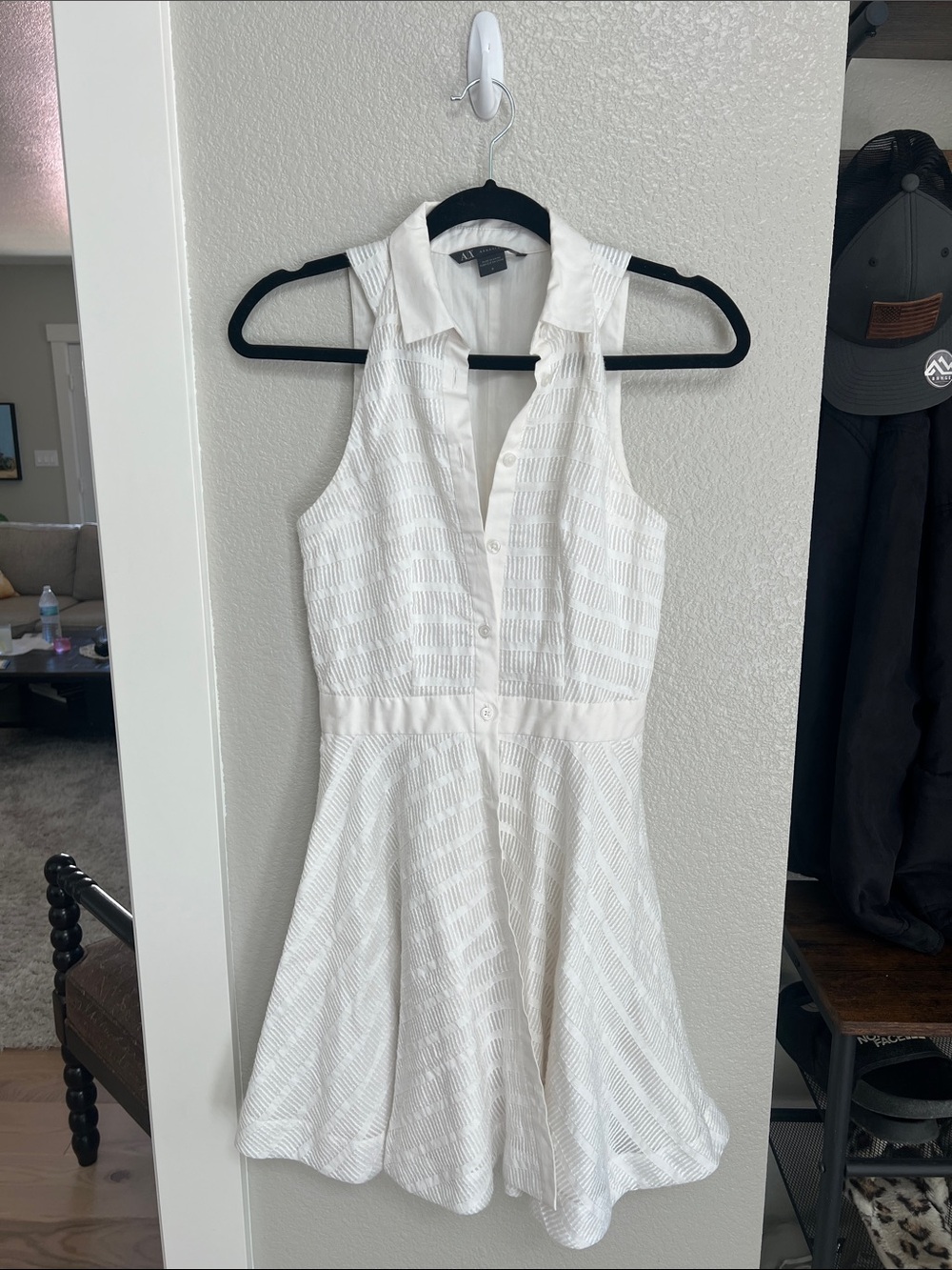 Armani Exchange White Sleeveless Collared Mini Dress - Picture 1 of 4